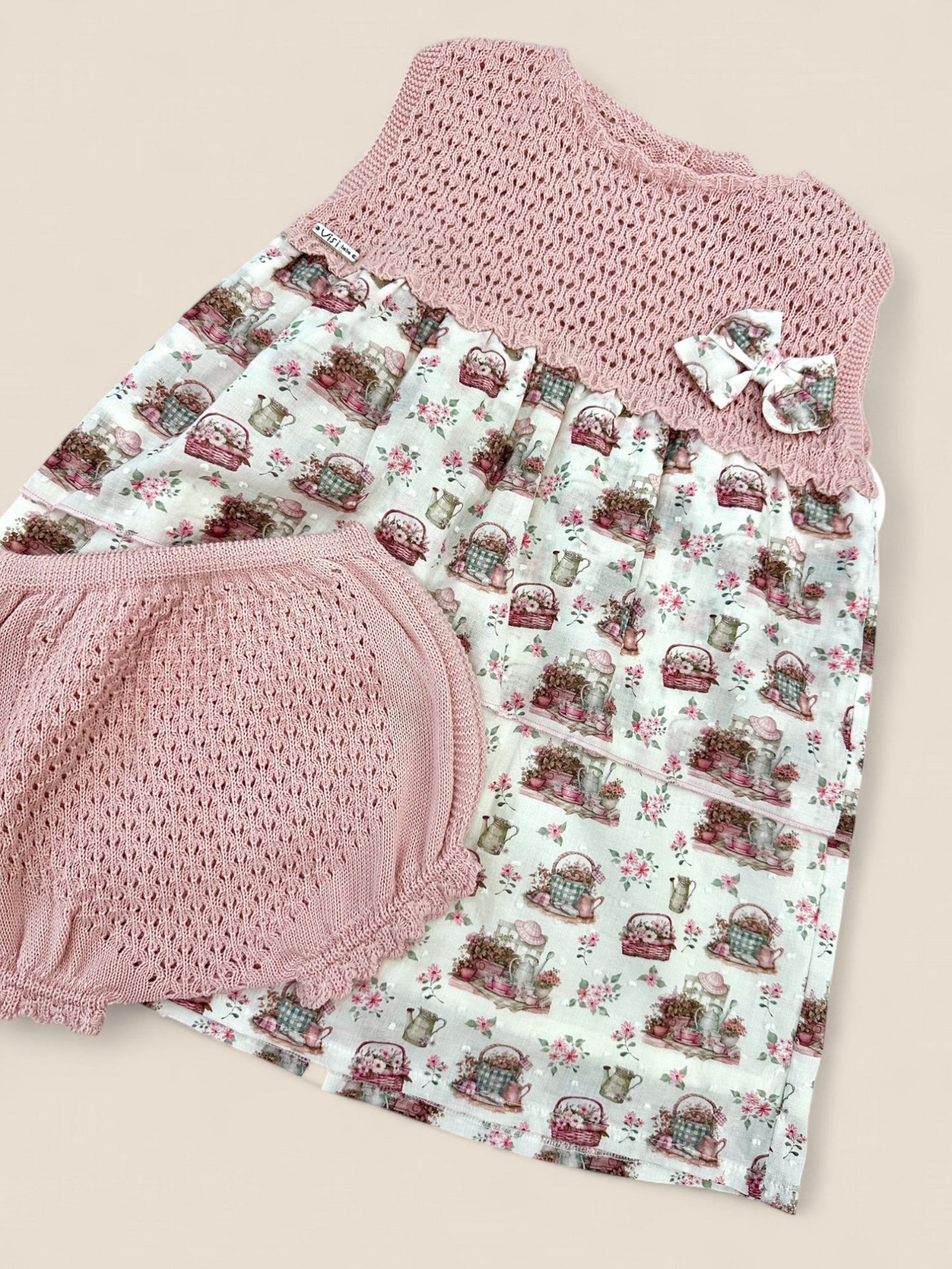Vestido rosa de punto y conejitos Peques del Valle