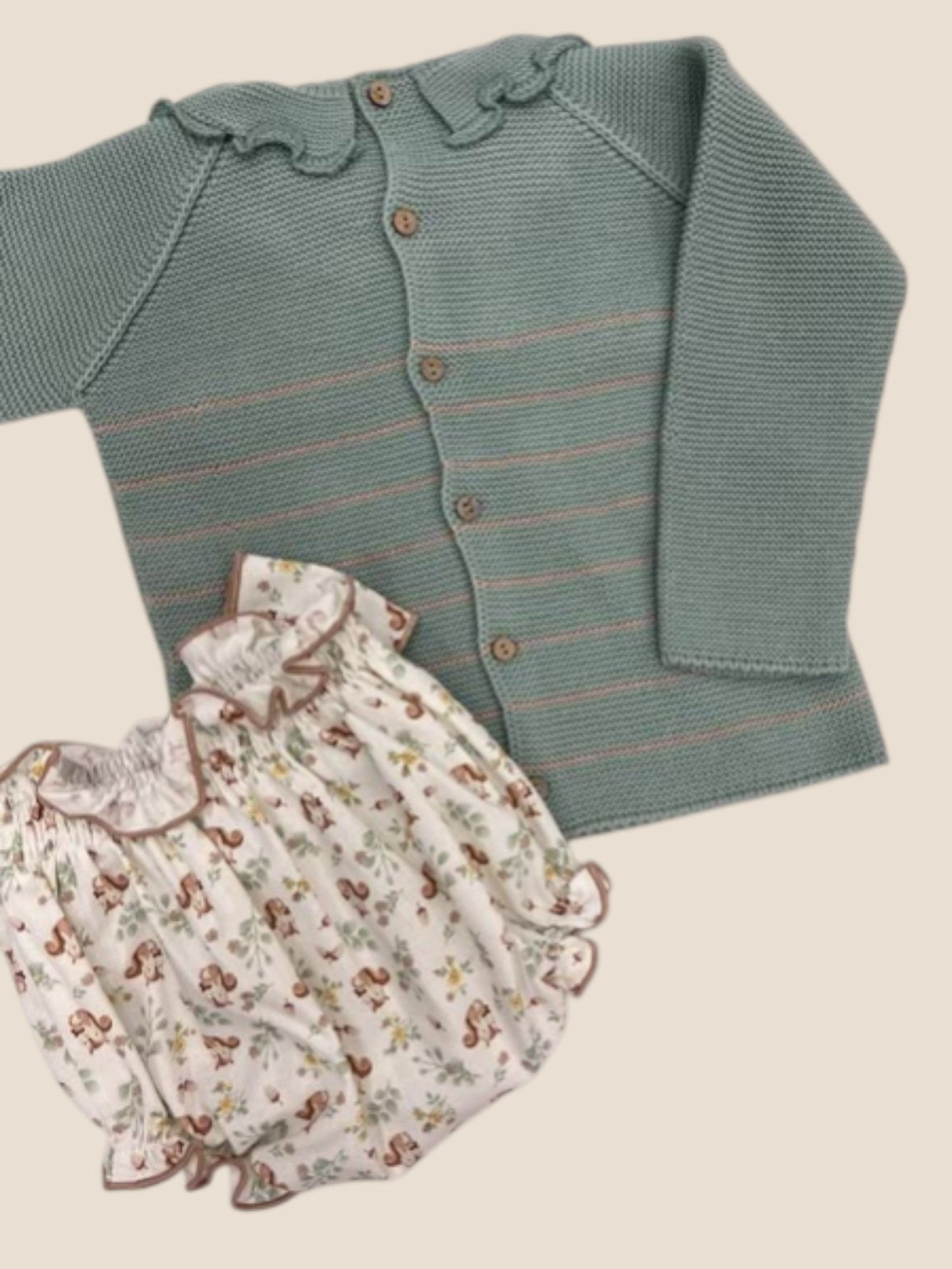 Conjunto verde con lazo y braguita estampado ardillas PANGASA