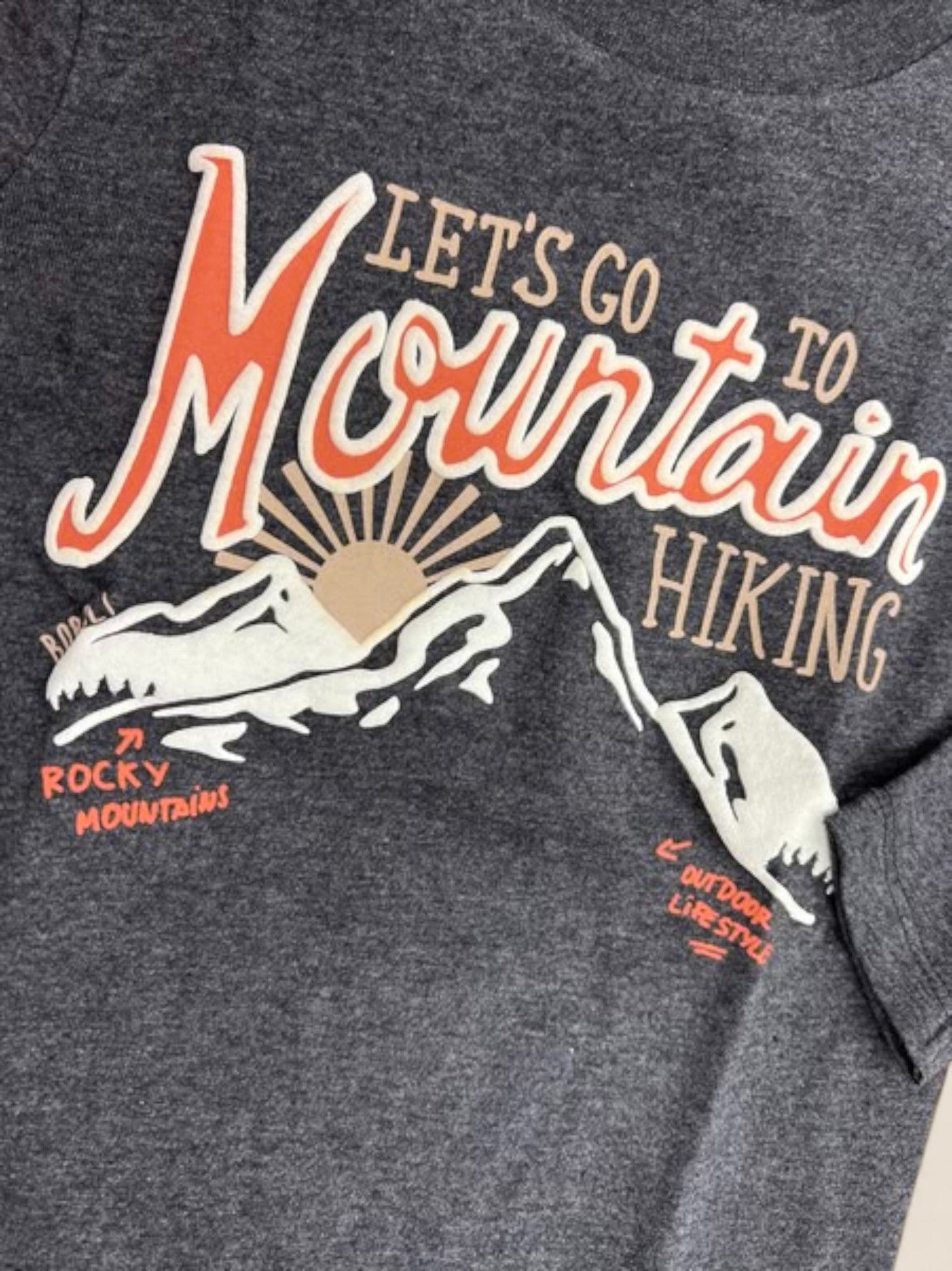 Camiseta niño gris oscuro "Mountain Hiking" BOBOLI
