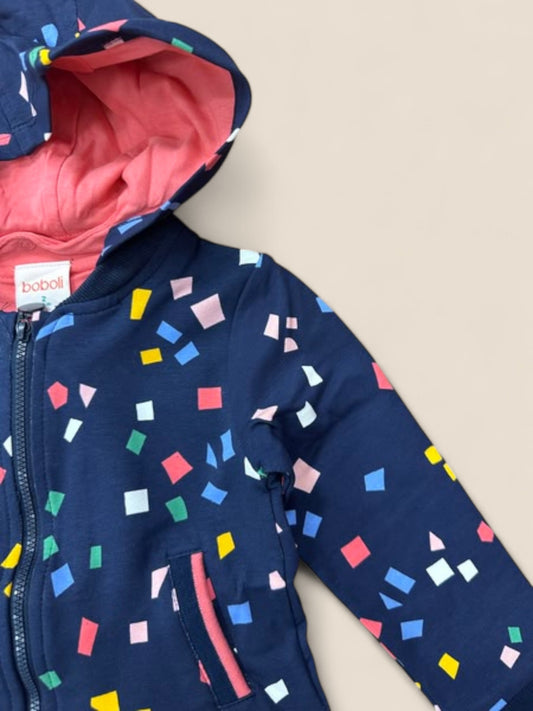 Chaqueta niña azul marino con capucha y estampado confeti BOBOLI