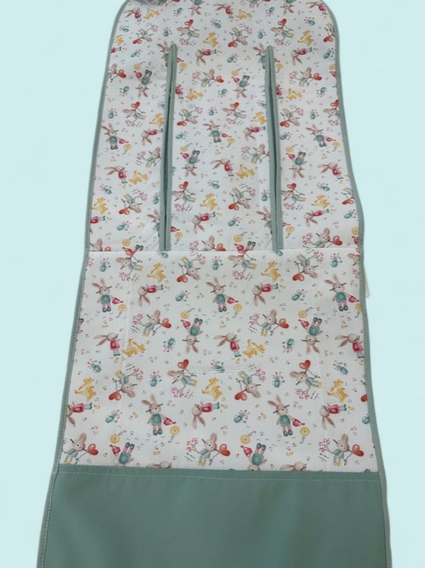 Colchoneta universal con conejitos y ribete verde menta Peques del Valle