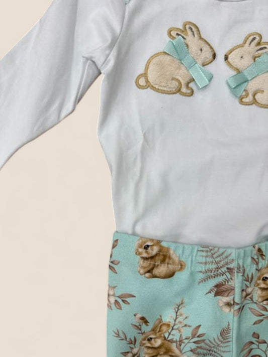 Conjunto bebé body conejitos bordados y polaina verde agua estampada KYLY