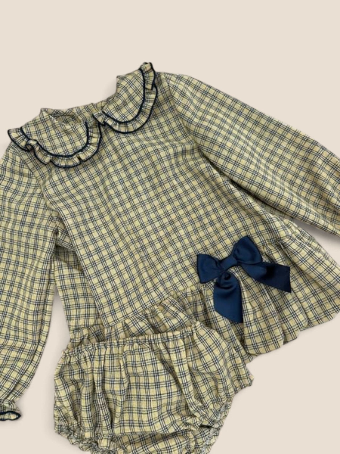 Conjunto bebé cuadros amarillo y azul con lazo marino Lolittos