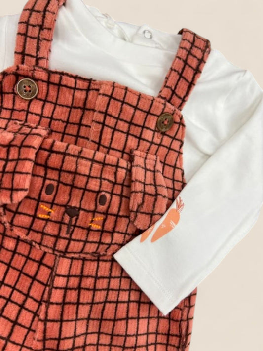 Conjunto bebé peto de cuadros con conejito y camiseta blanca BOBOLI