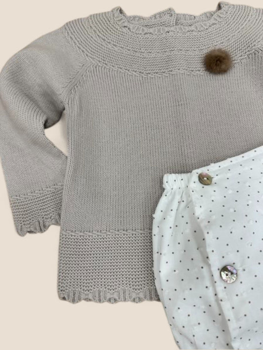 Conjunto bebé punto beige y ranita blanca con topitos Visi