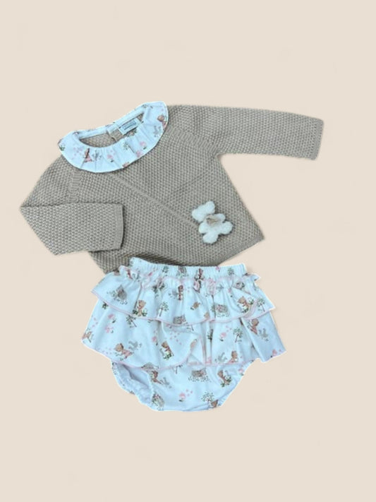 Conjunto bebé punto beige con ranita volantes estampada PANGASA