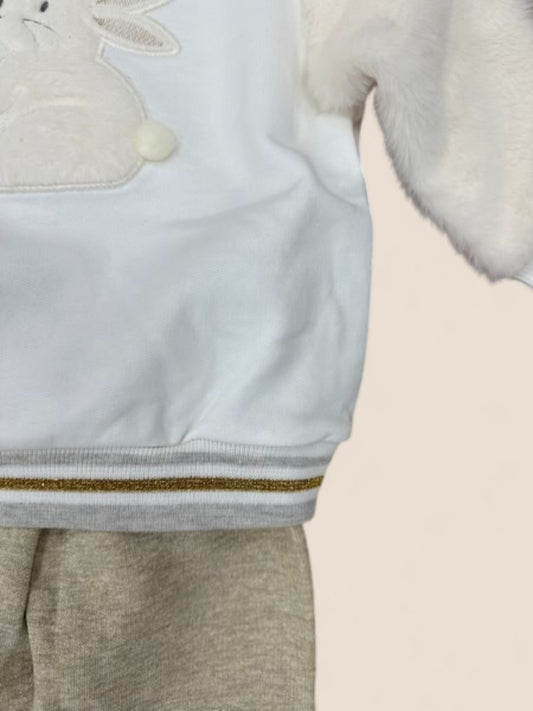 Conjunto niña sudadera blanca con conejo y pantalón gris KYLY