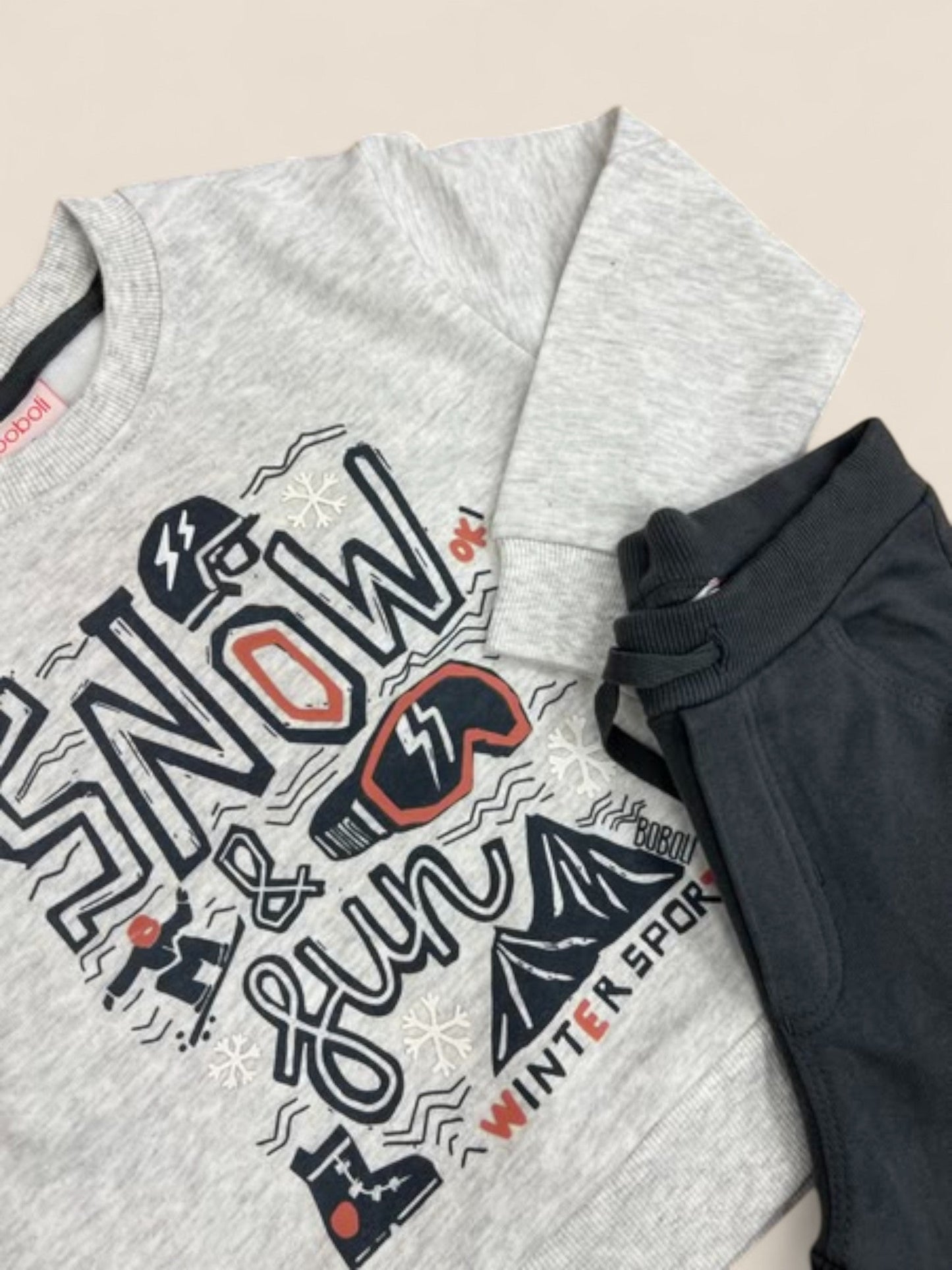 Conjunto niño gris y negro "Snow & Fun" BOBOLI