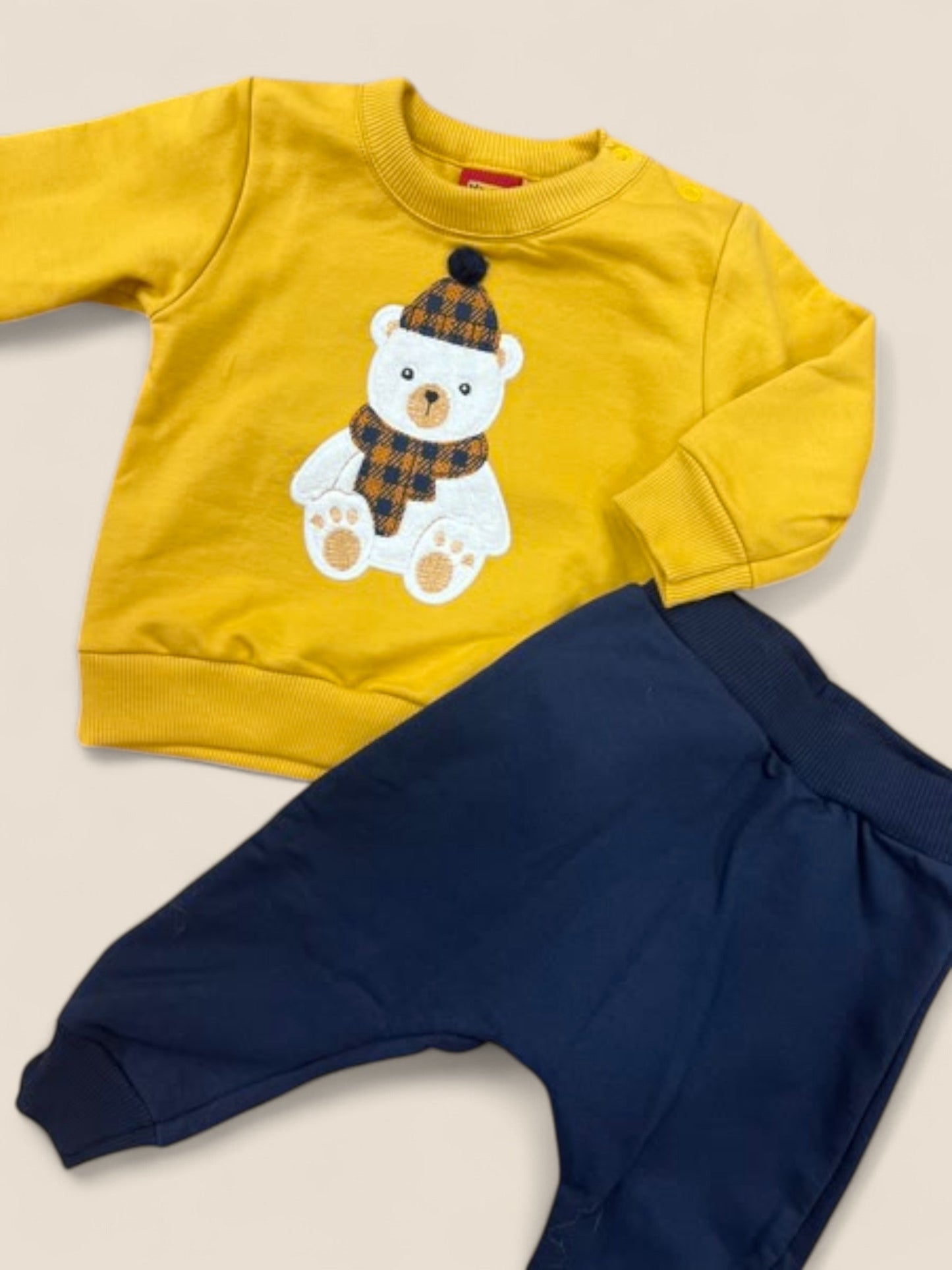 Conjunto osito mostaza con pantalón azul marino KYLY