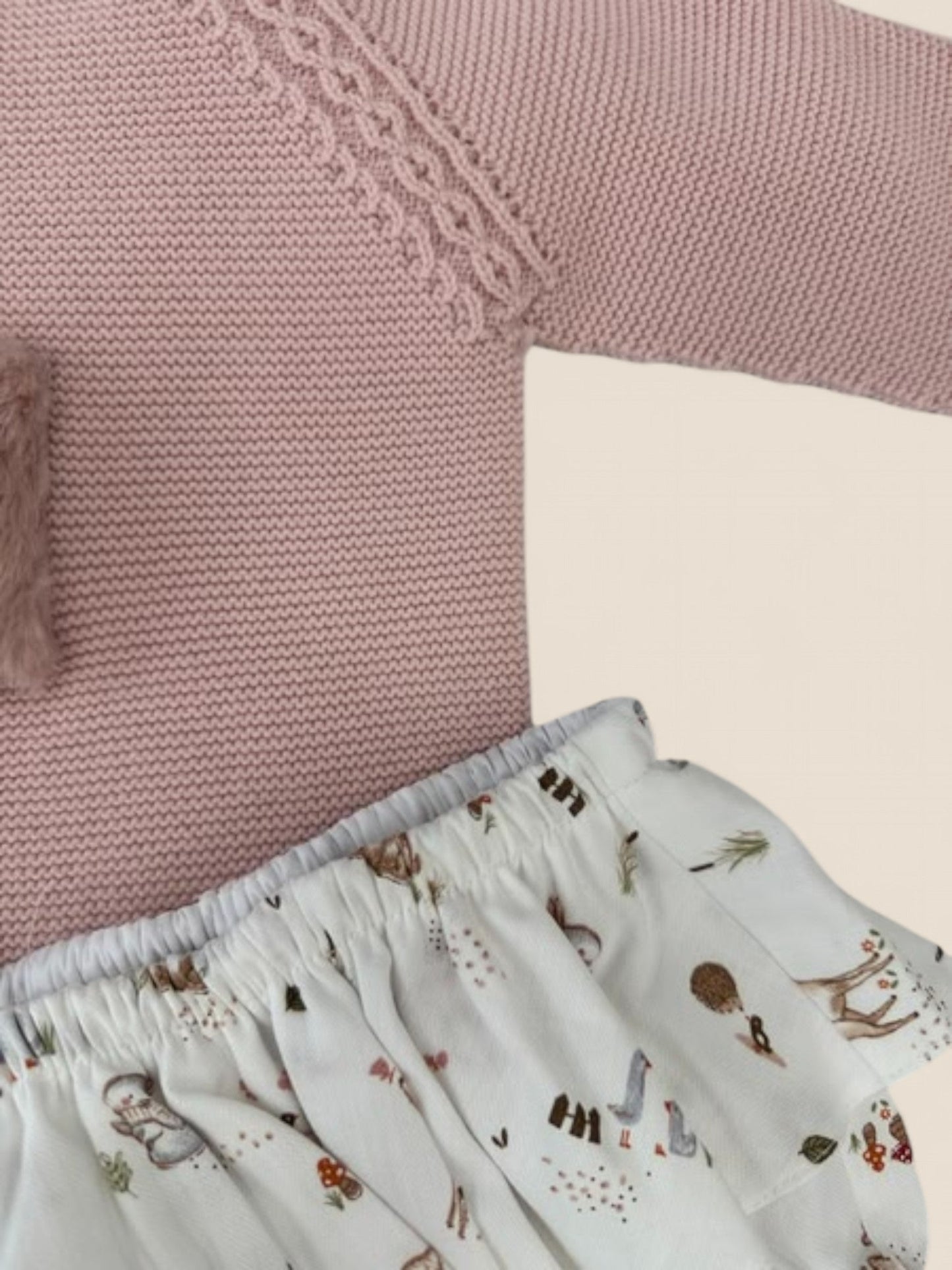 Conjunto con conejito y animalitos del bosque.