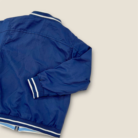 Bomber azul marino.
