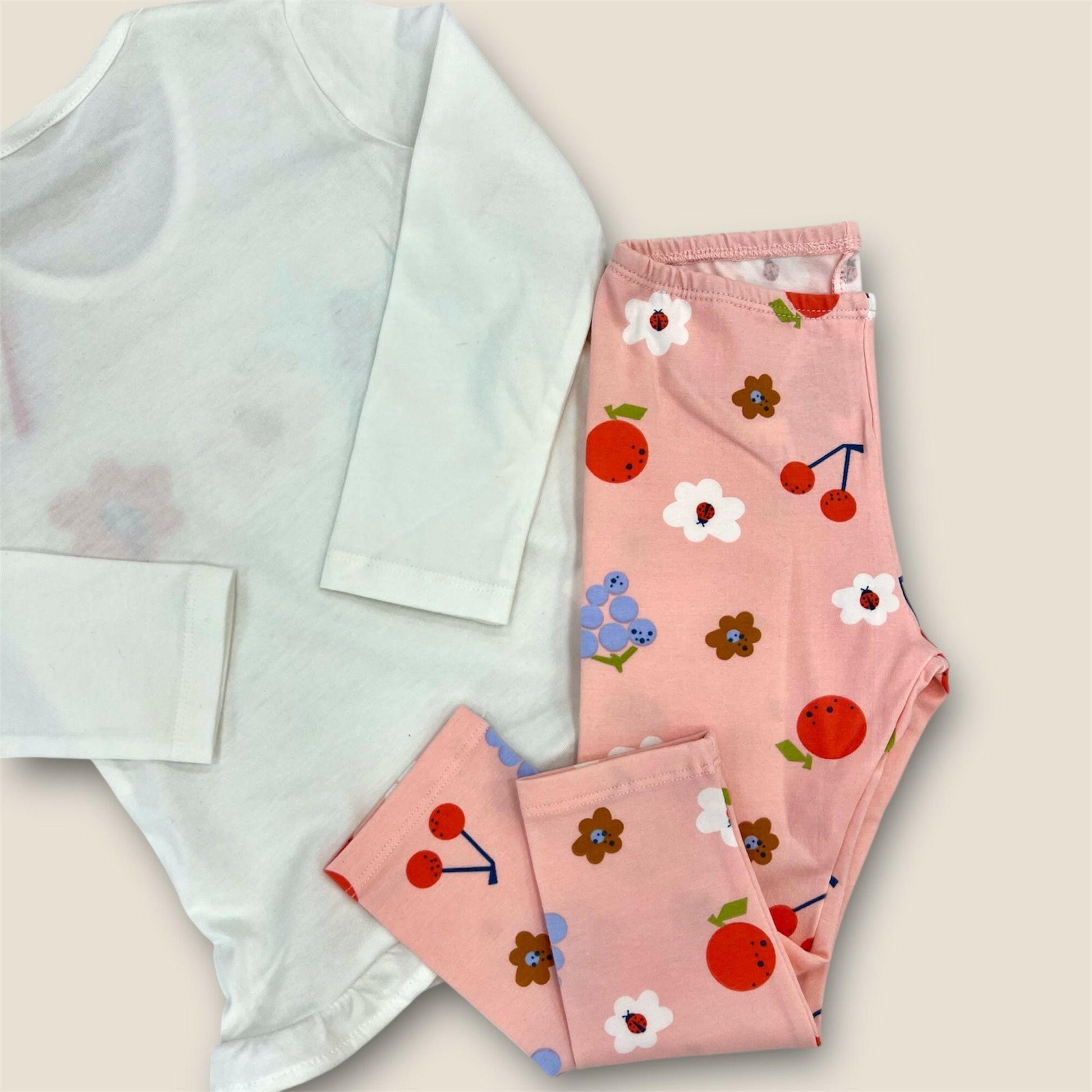Conjunto estampado mariquitas Peques del Valle
