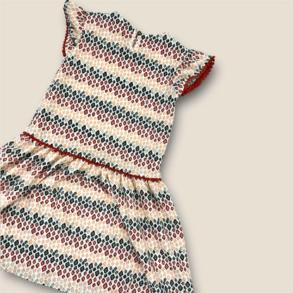 Vestido étnico.