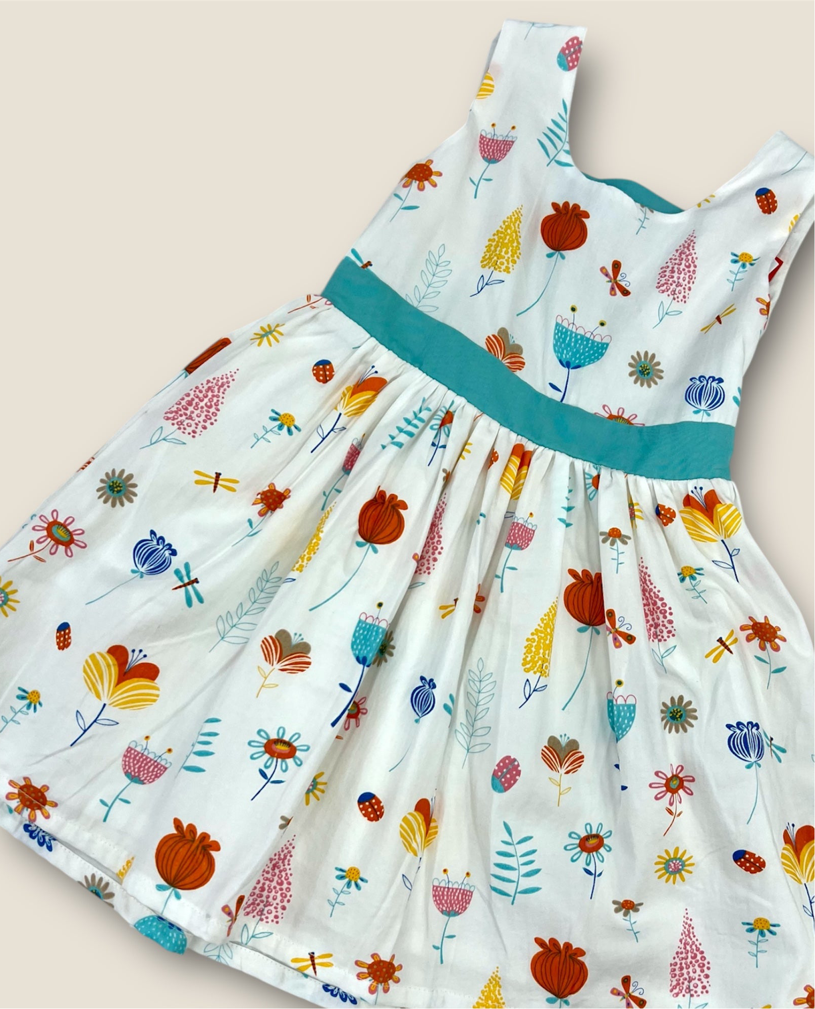 Vestido flores con detalles turquesa Peques del Valle