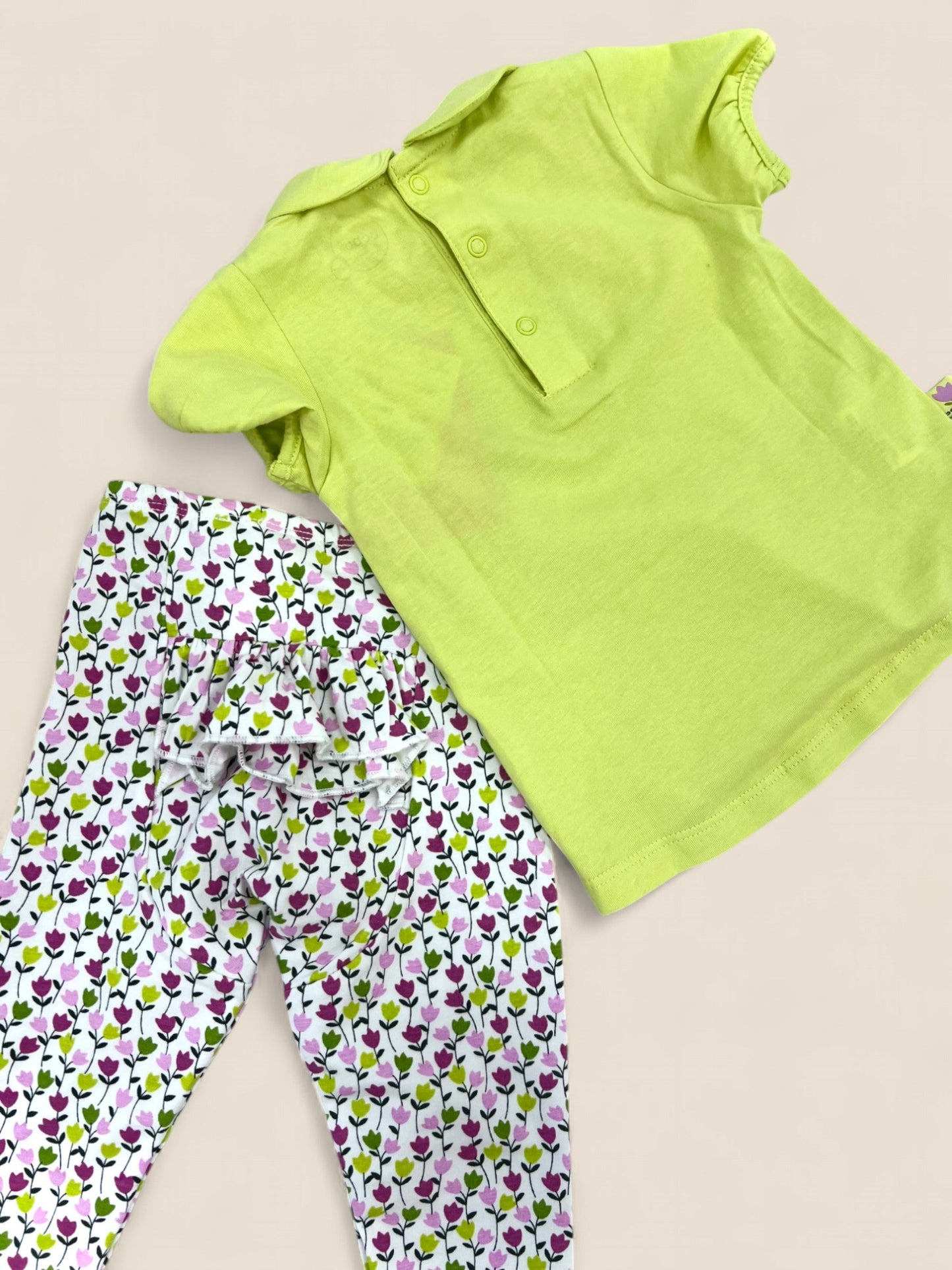 Conjunto Fresh Nature flores fucsia y verde.