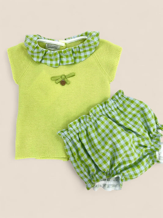 Conjunto punto verde lima.