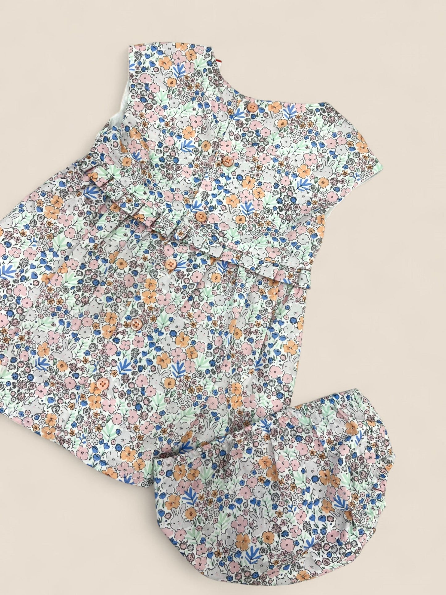 Vestido flores con lazada melocotón.