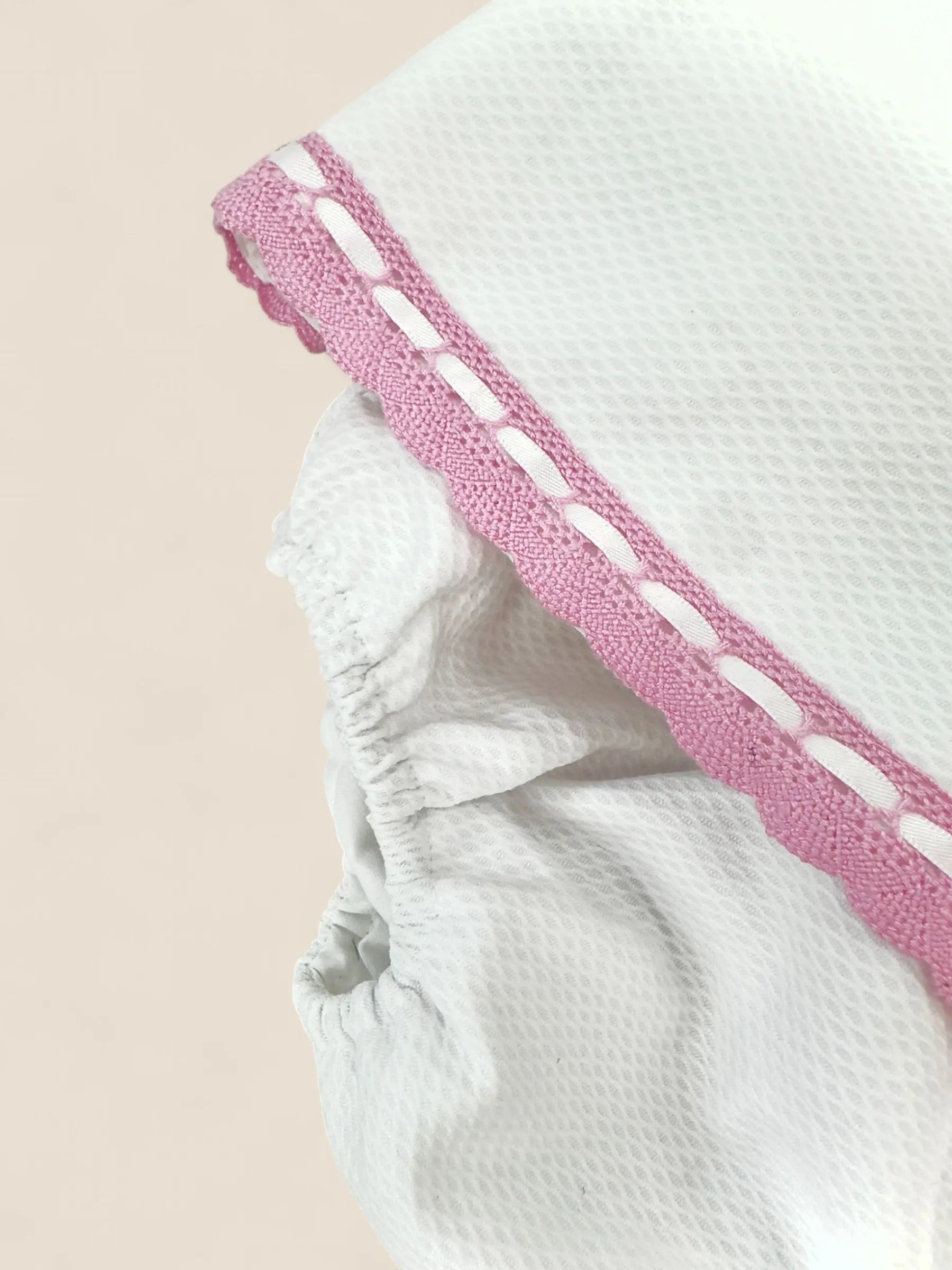 Vestido piqué con detalles en rosa Peques del Valle