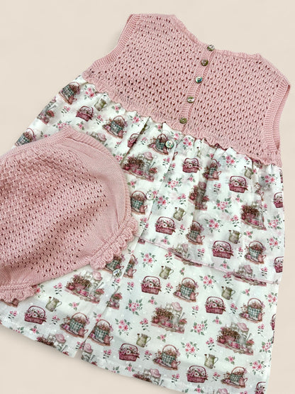 Vestido rosa de punto y conejitos Peques del Valle