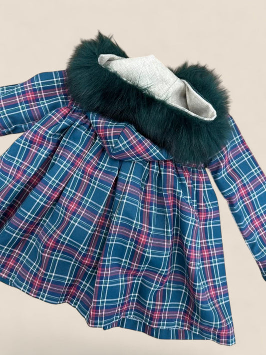 Abrigo niña cuadros azul y rojo con capucha de pelo CUCÚ