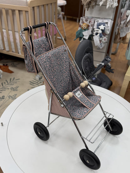 Carrito Bebelux de muñecas flores rosa vintage con bolsito a juego Bebelux