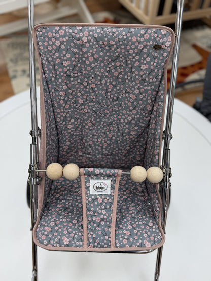 Carrito Bebelux de muñecas flores rosa vintage con bolsito a juego Bebelux
