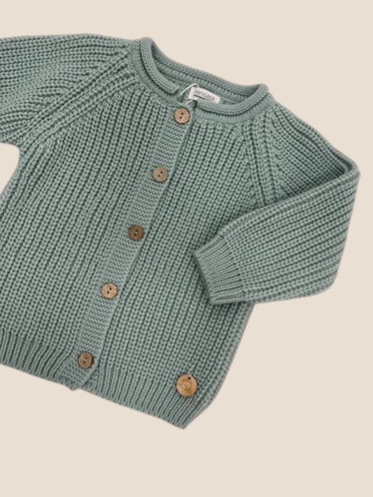 Chaqueta verde de punto grueso con botones de madera PANGASA