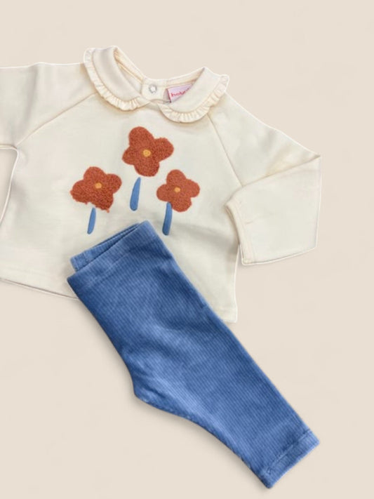 Conjunto bebé camiseta flores crema y pantalón pana azul BOBOLI