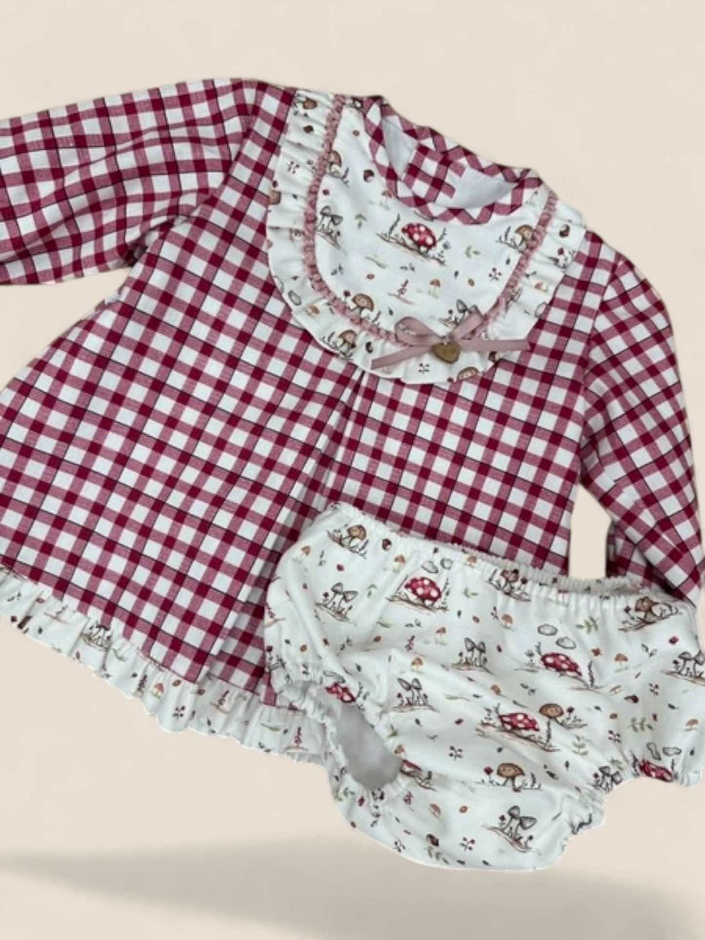 Conjunto bebé cuadros burdeos con blusa estampada bosque Belén Costales