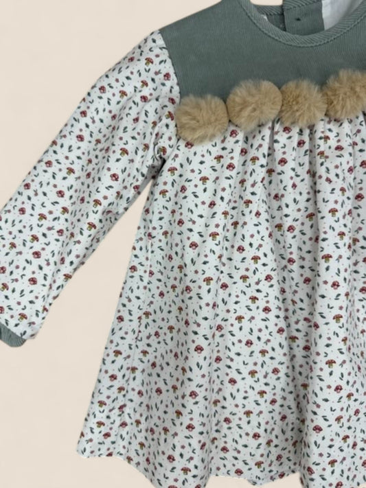 Conjunto bebé flores con canesú verde y pompones Peques del Valle