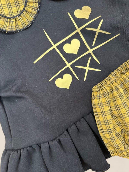 Conjunto bebé sudadera azul juego tres en raya y cubrepañal cuadros mostaza Lolittos