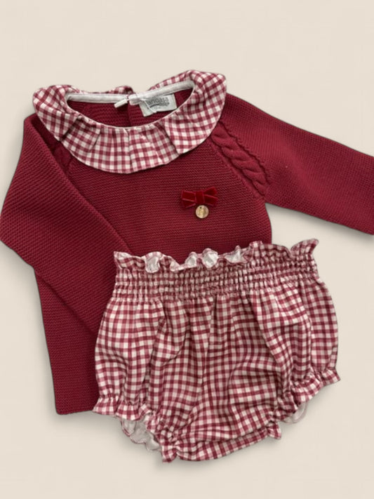 Conjunto punto granate y braguita cuadros vichy rojo.
