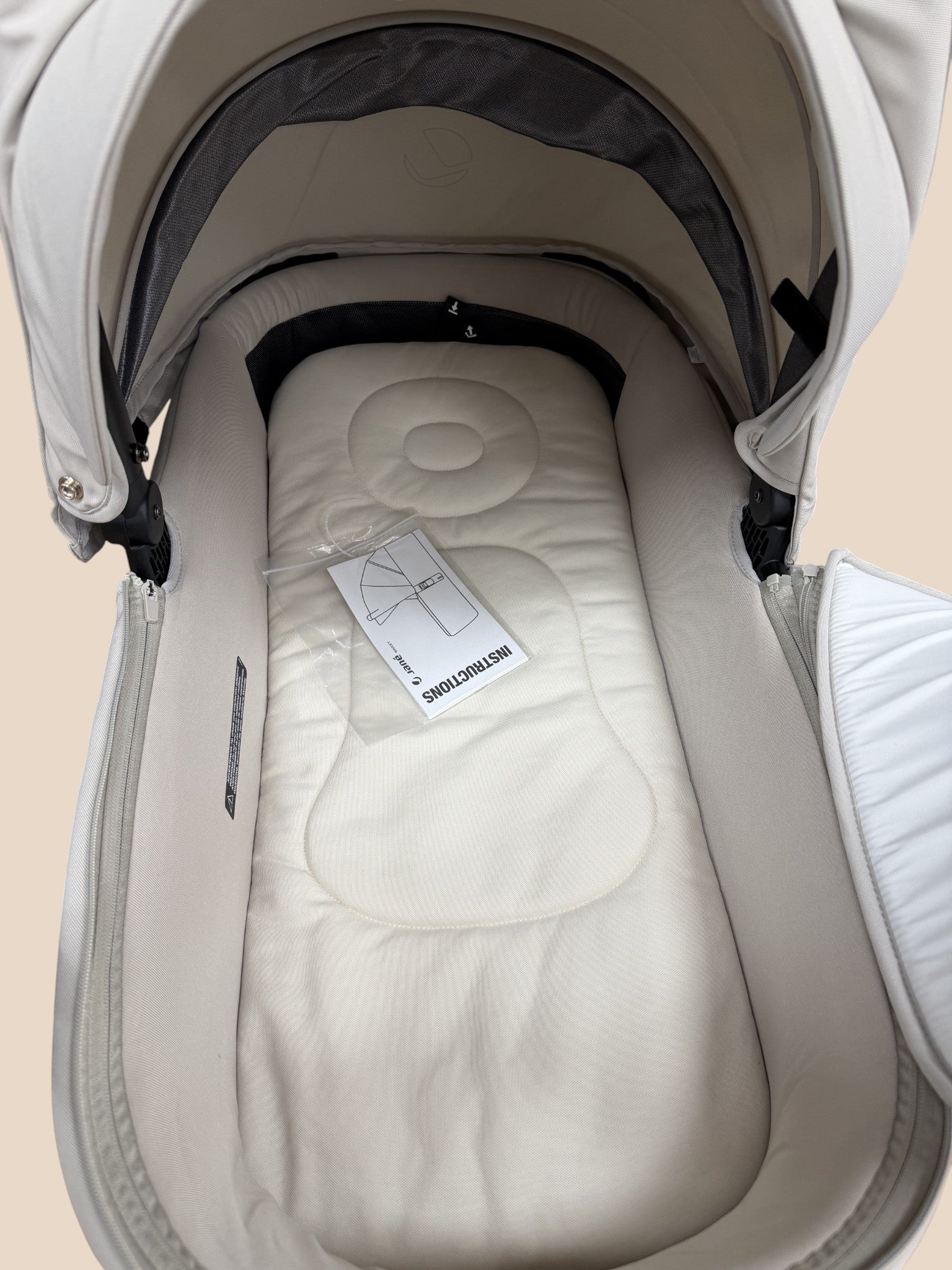 Carrito Inglesina Electa 3 en 1 color arena — Capazo + Silla + Grupo 0 Inglesina