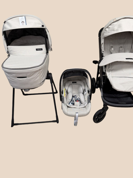 Carrito Inglesina Electa 3 en 1 color arena — Capazo + Silla + Grupo 0 Inglesina