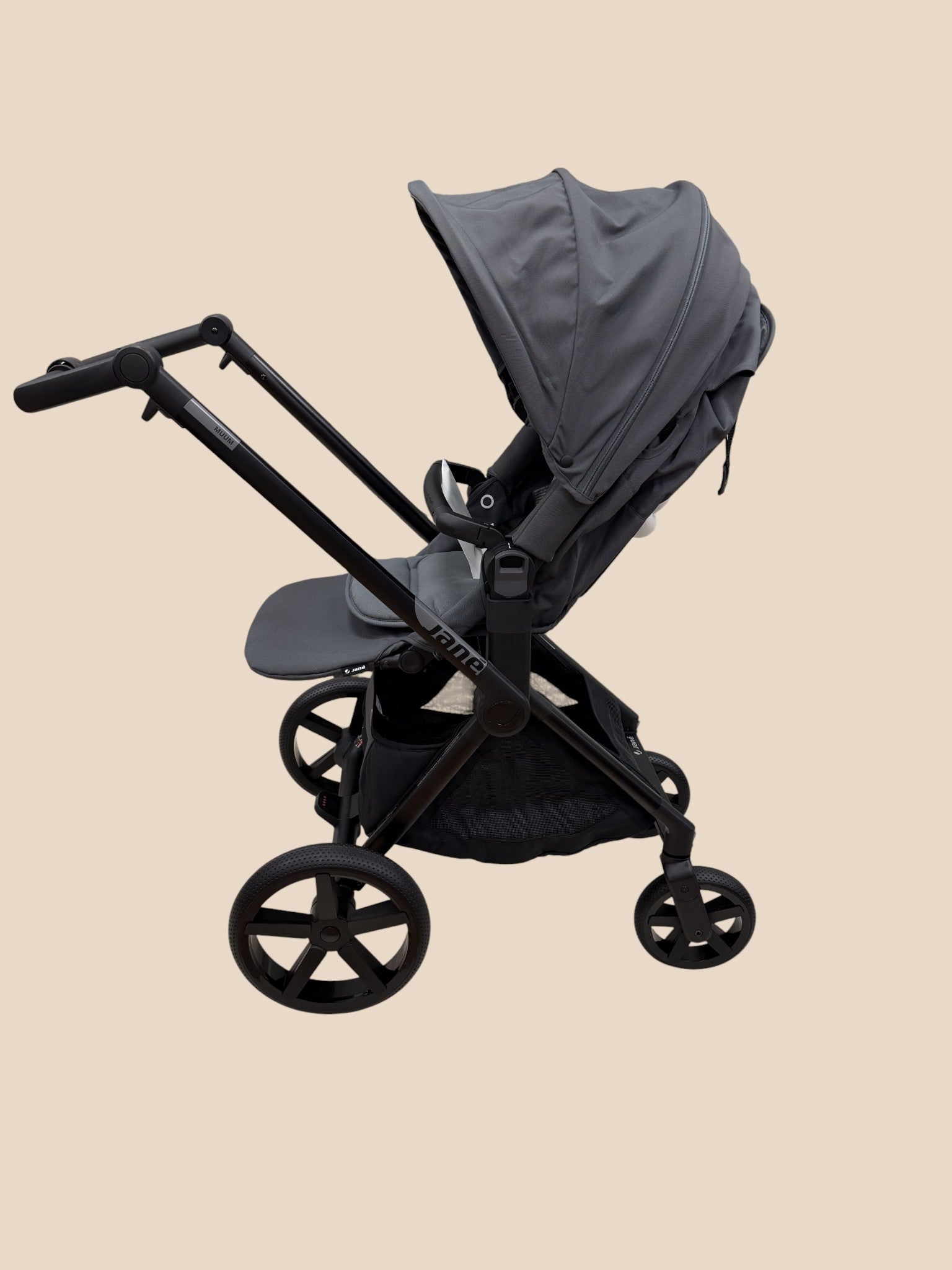 Carrito de bebé Jane Duo – Capazo y silla de paseo Jané Mila