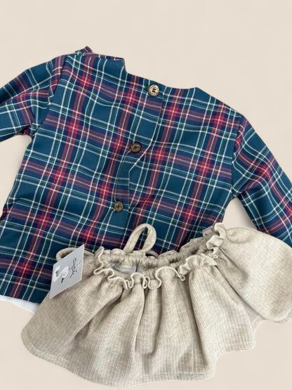 Conjunto niña blusa cuadros y falda gris con pompón CUCÚ