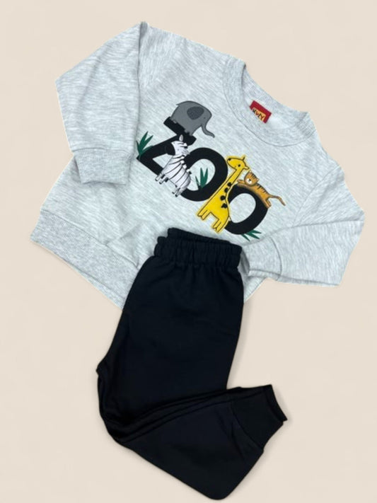 Conjunto sudadera Zoo gris y pantalón negro KYLY