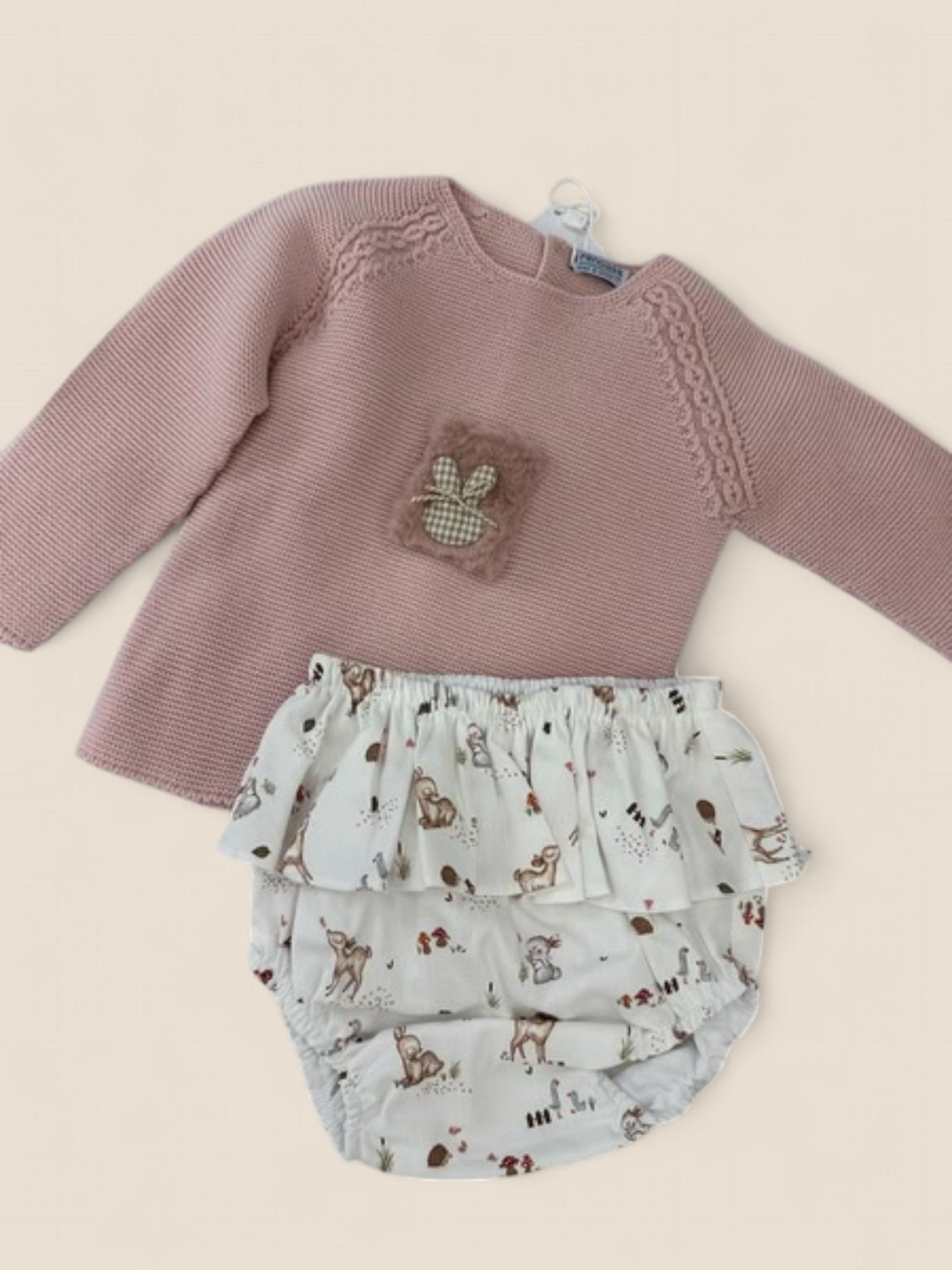 Conjunto con conejito y animalitos del bosque.