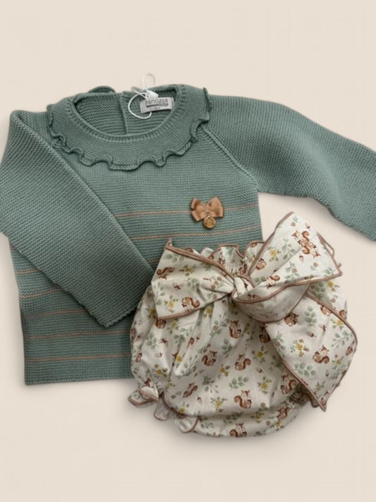 Conjunto verde con lazo y braguita estampado ardillas.