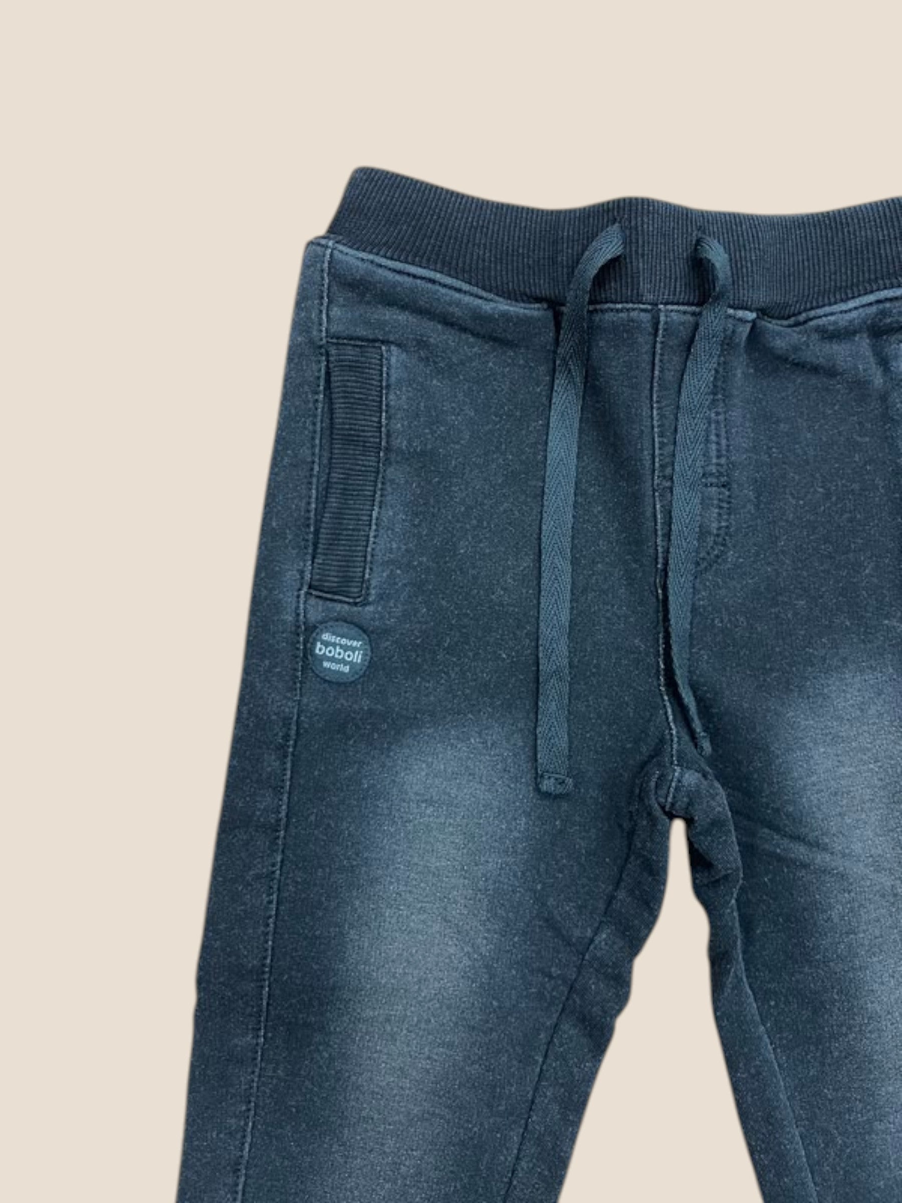 Pantalón jogger denim negro lavado con cordón y puños BOBOLI