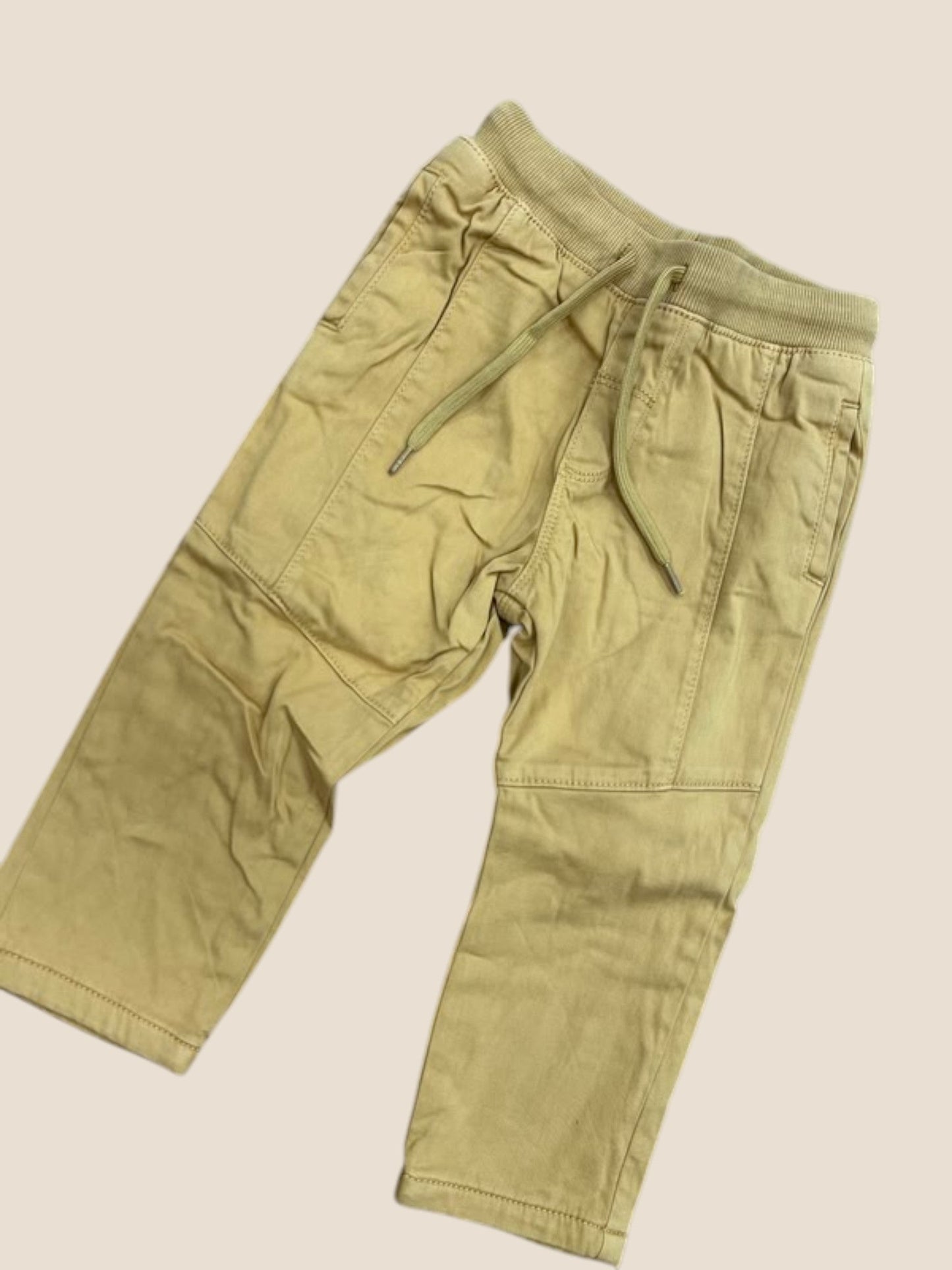 Pantalón sarga mostaza con cintura elástica y cordón BOBOLI