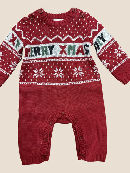 Pelele de punto rojo “Merry Xmas” con copos de nieve BOBOLI