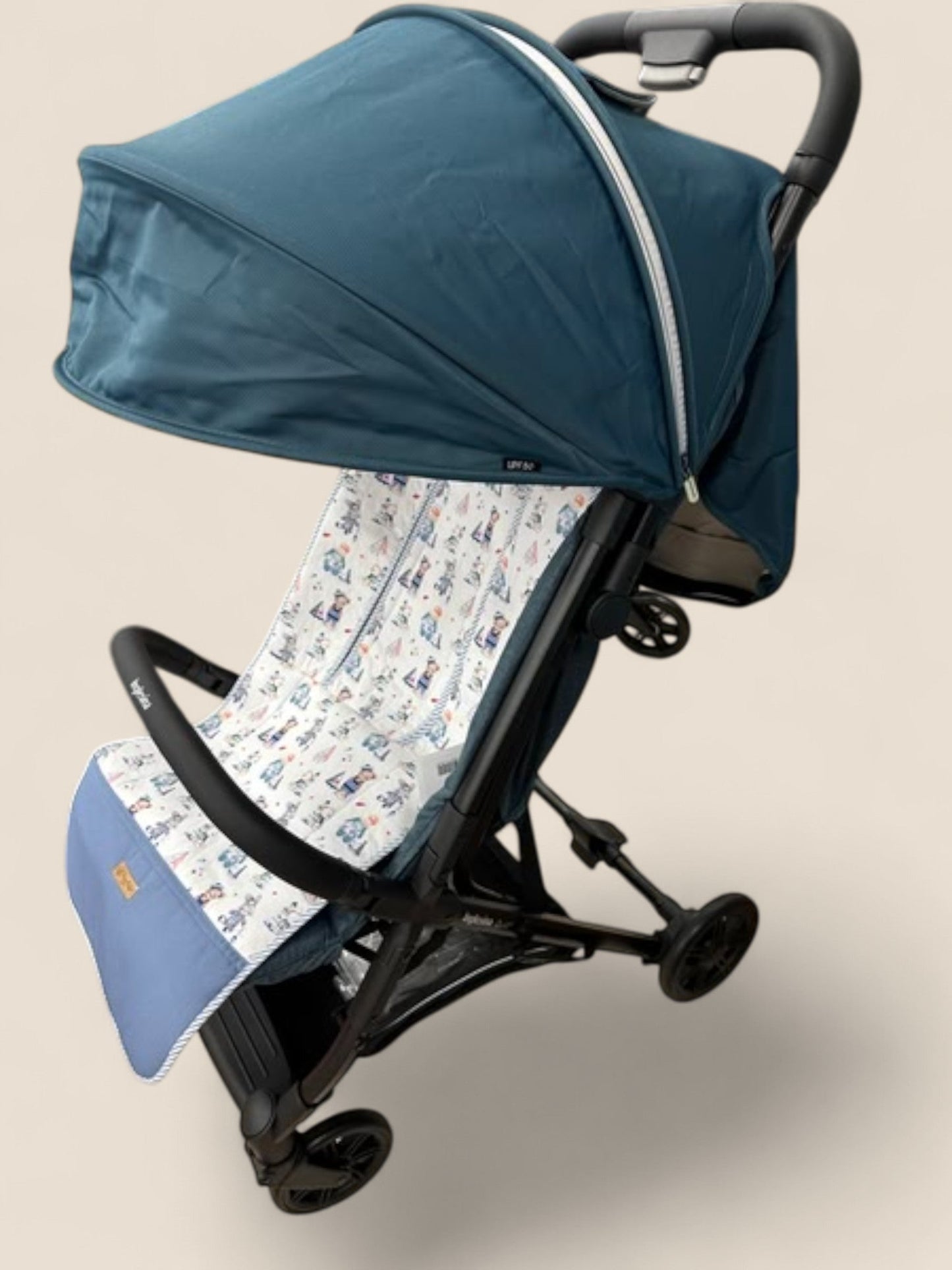 Silla de paseo Inglesina azul ligera y compacta Inglesina