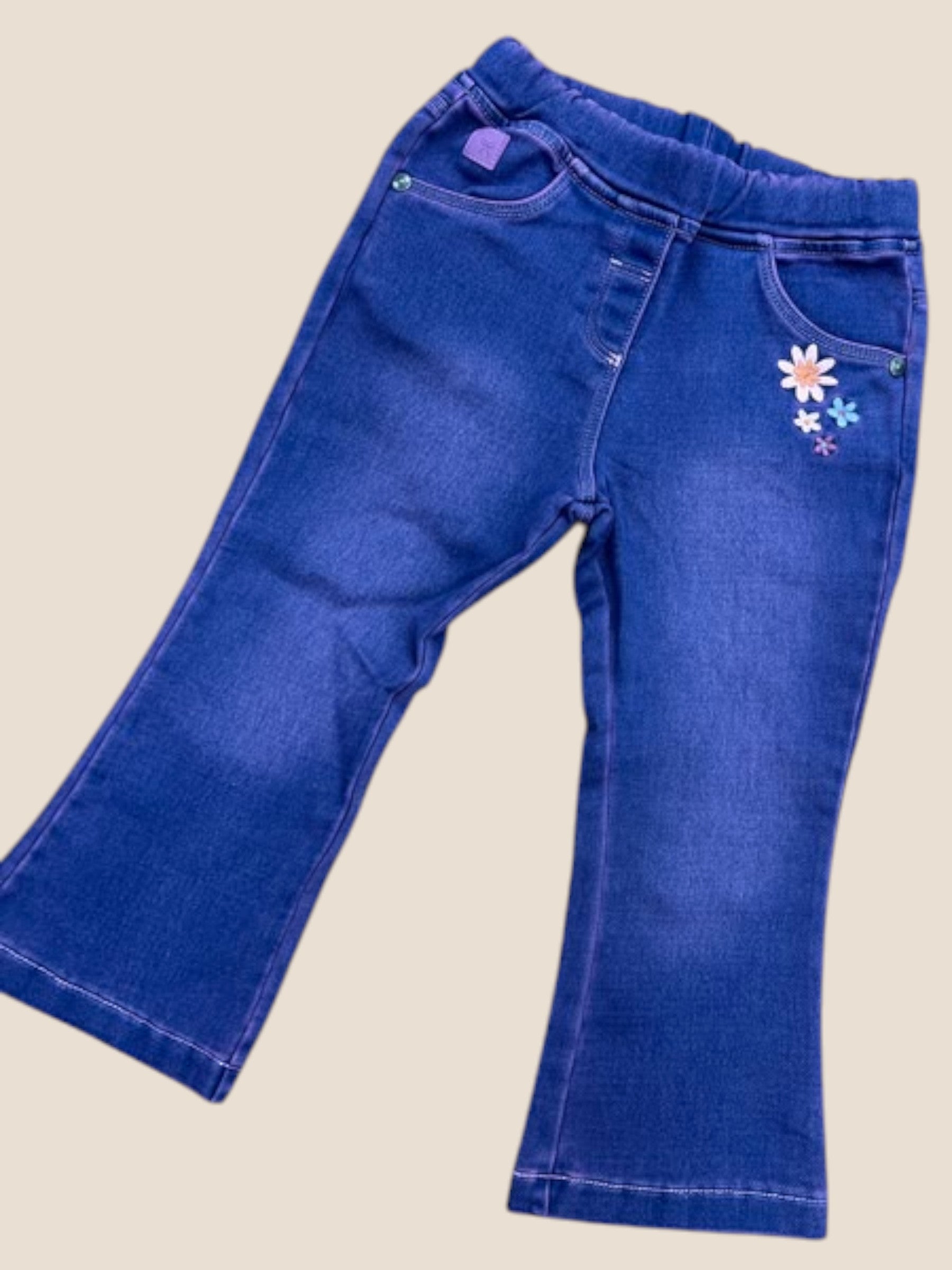 Vaquero denim violeta con flores y pierna ligeramente acampanada BOBOLI