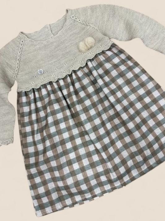 Vestido punto beige y falda cuadros verdes y marrones Visi